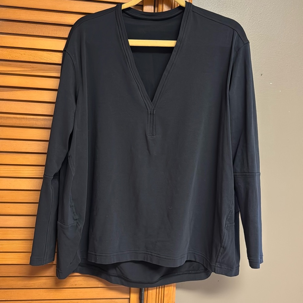 Lululemon Back In Action Long Sleeve V-Neck